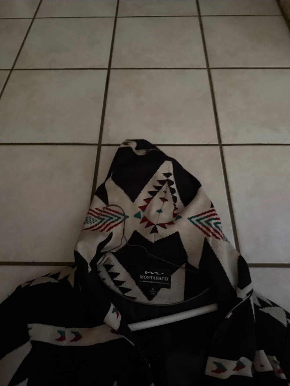 Southwestern Pattern Zip-Up Jacket in Black & Cream